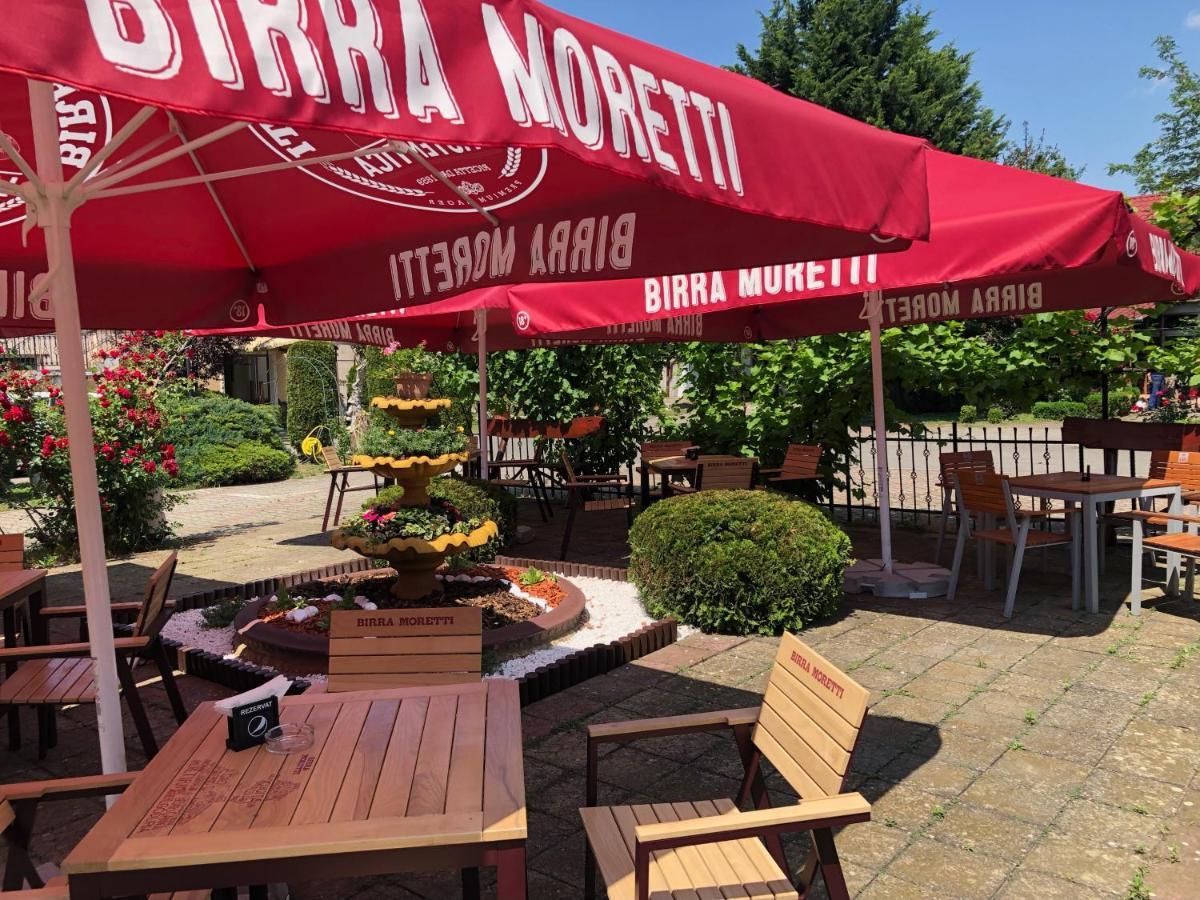 Pensiunea Viena Târgu-Mureş Exterior foto
